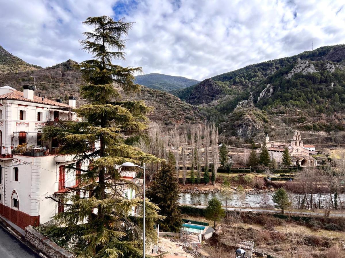 Apartamento Gerri - L'Amfitriona Gerri de la Sal Esterno foto